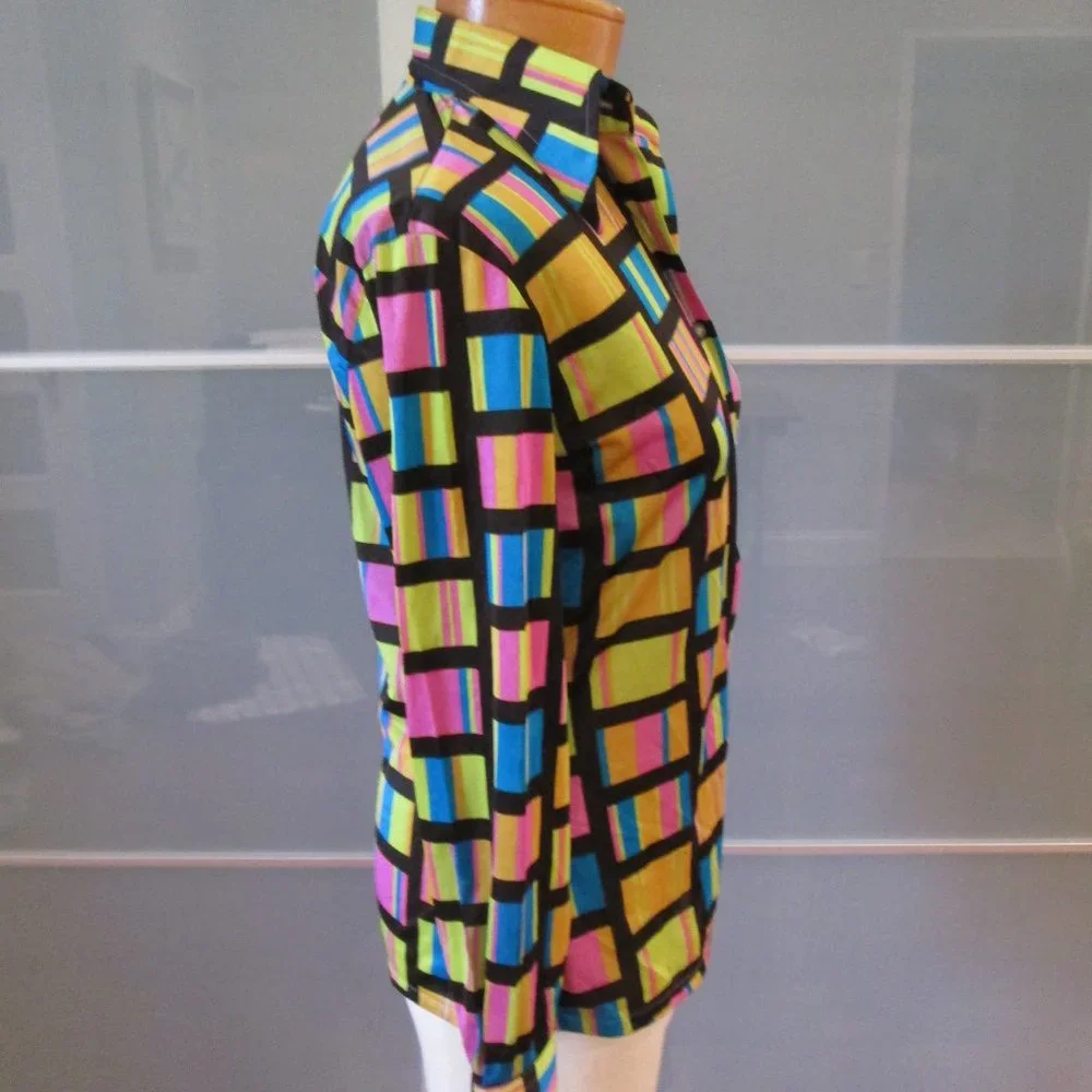 *SOLD* Vintage Marlboro 70s Disco Era Button Front Shirt - Picture 4 of 5